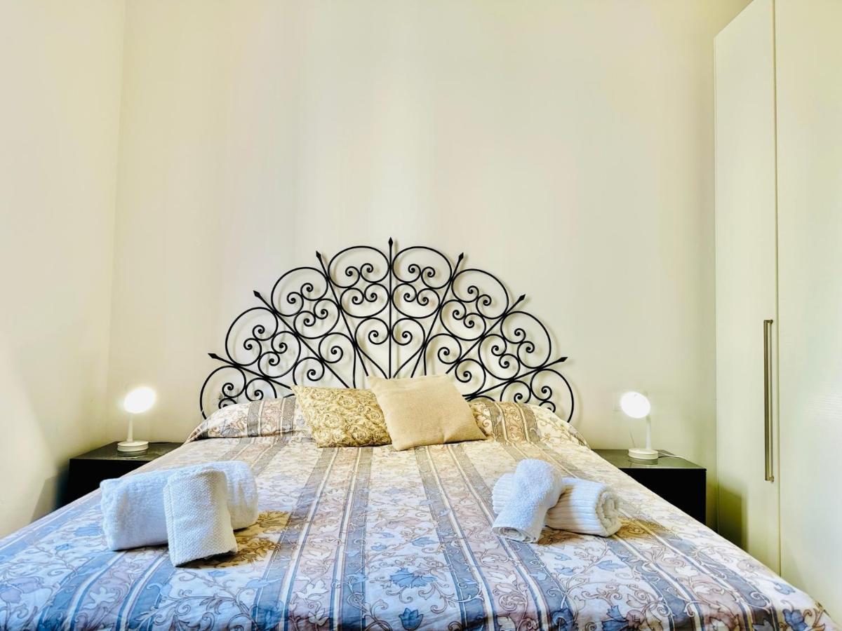 Hostdomus - Casa Ester Noli Exteriör bild