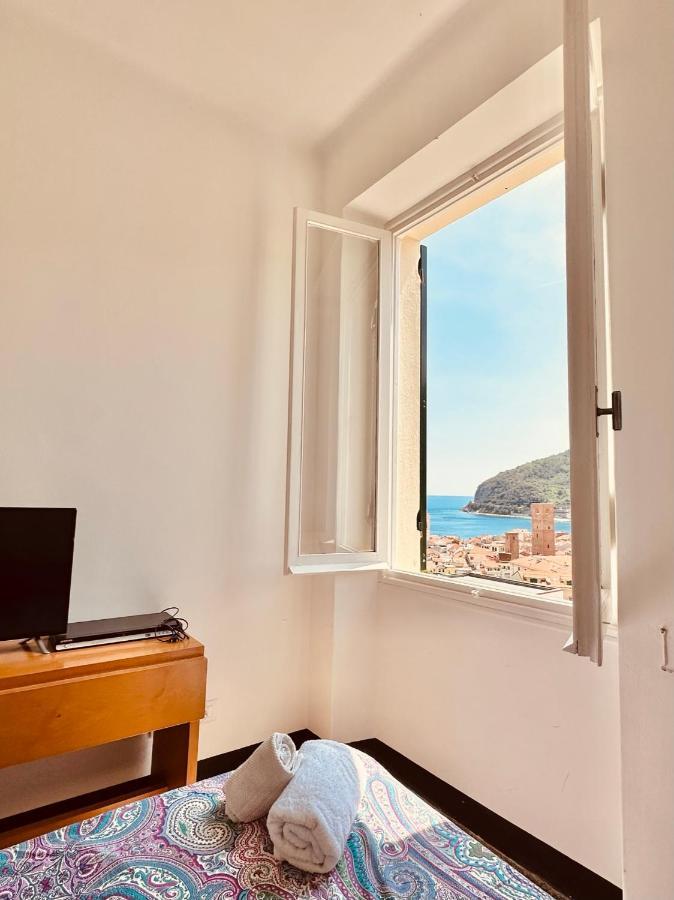 Hostdomus - Casa Ester Noli Exteriör bild